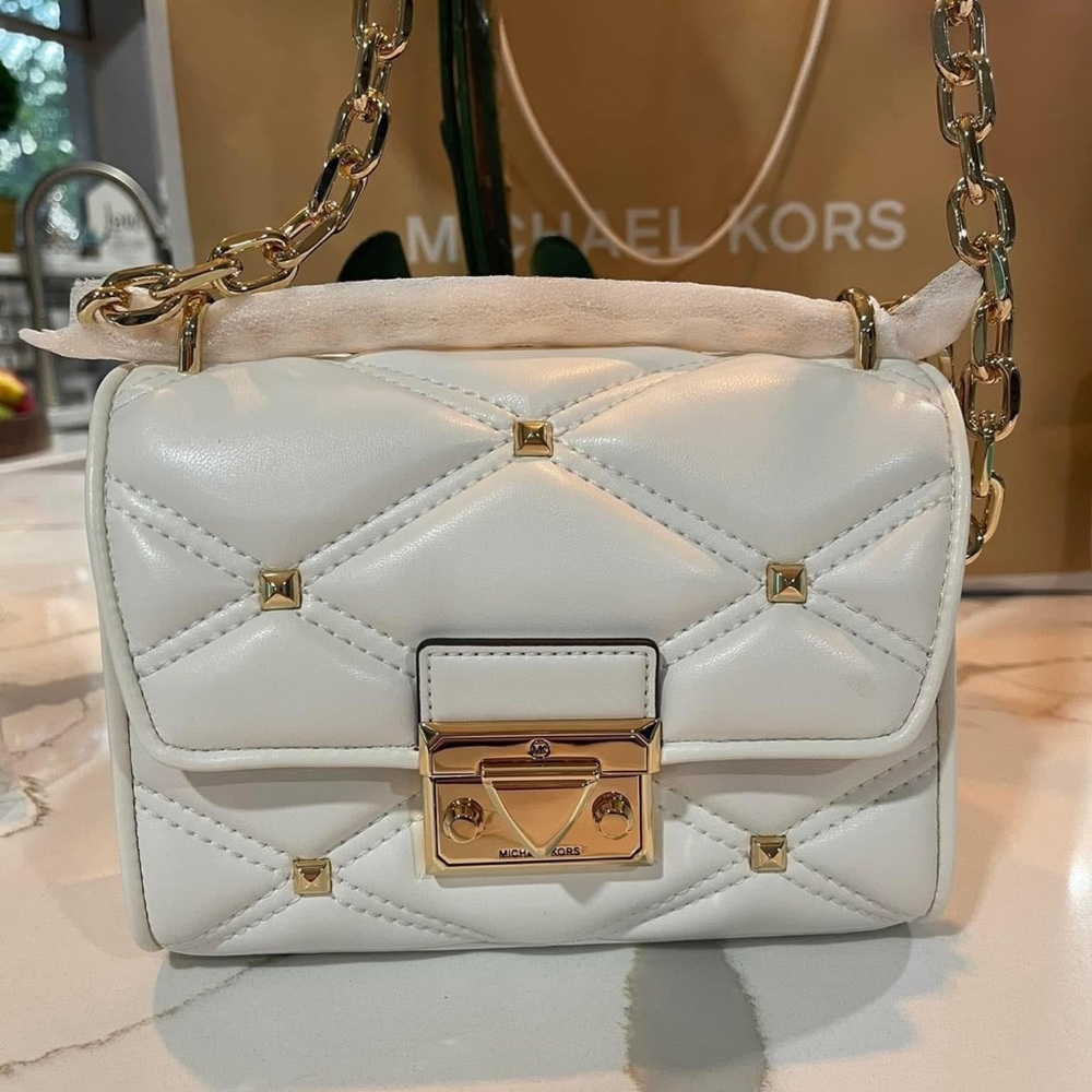 Michael Kors White Quilted Shoulder Bag